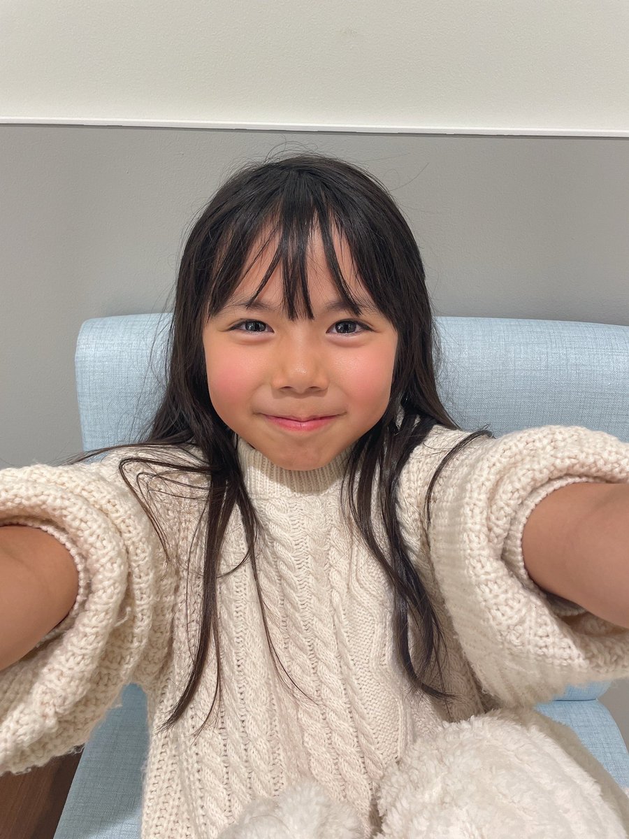 昨日はリアのお誕生日だったよー！！！
9歳になったよ·˚🍒 ᝰ* !!

こないだまで、まだまだめっちゃ小さかったリアがもー9歳っ！？ﾄｷﾉﾅｶﾞﾚﾊﾔｽｷﾞﾙ

#LUNA
#RIA