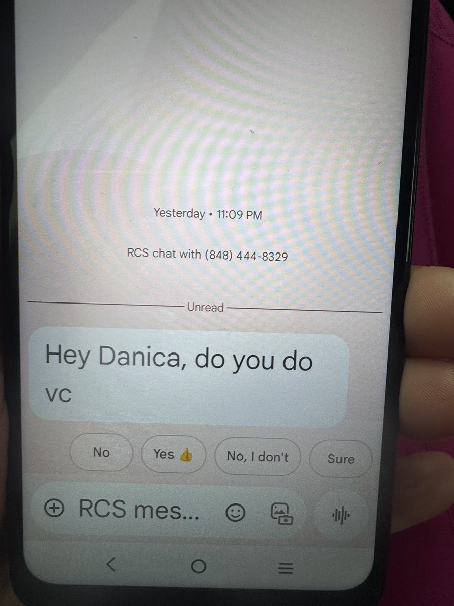 💗 𝕯ᥲᥒіᥴᥲ 𝕷ᥲᥒᥱ 💗 (@lovedanilane) on Twitter photo Why can’t y’all just spell out whole words anymore?  I’m not even sure what this is? Why can’t y’all just spell out whole words anymore?  I’m not even sure what this is?