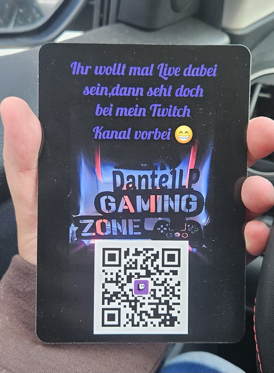 Dante1LP's tweet image. schlecht sehen die "Flyer"/"Karten" für mein Kanal ja nicht aus und sind auch schon stabil😁da hatte meine Frau eine super Idee☺️
Für den Fanclub von Kontrollverlust hat sie solche Flyer/Karten erstellen lassen