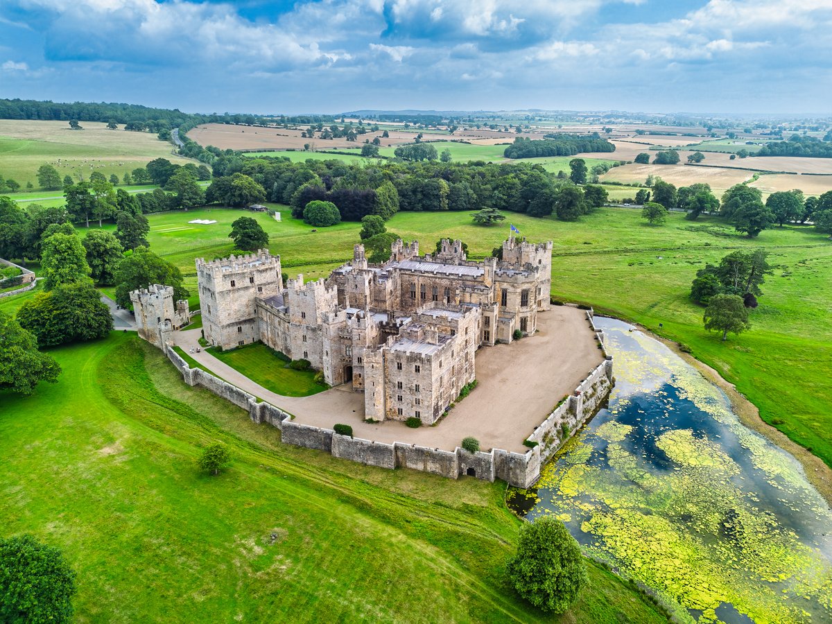 mark_hume's tweet image. The magnificent Raby Castle