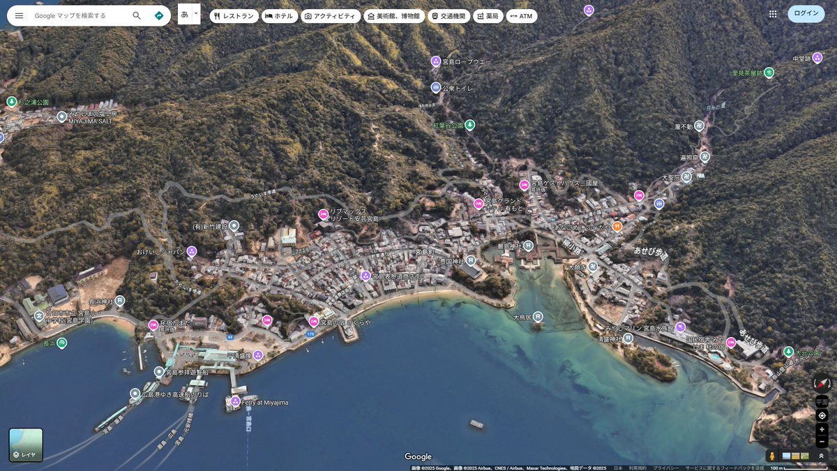 nippon_isn's tweet image. 実際に行って思ったけど、宮島に足りないのは広場。
開放的でレジャーシートを敷ける場所がなく、休める場所が相当限られている。遠足なんて特に困ると思う。
山を削って2ヶ所ほど造るべき。
せっかく紅葉が有名なので、植樹などで紅葉を活かした広場が理想。#宮島 #廿日市市 @taro_hatukaichi