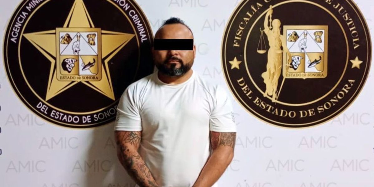 Revolucion3_0's tweet image. Detienen a estafador de adultos mayores de Hermosillo, prometía “mejorar pensiones”. Daniel “N”, presunto defraudador de 28 personas que buscaban mejorar su pensión de retiro laboral en Hermosillo, Sonora... Consulta los detalles 👇
revoluciontrespuntocero.news/detienen-a-est…