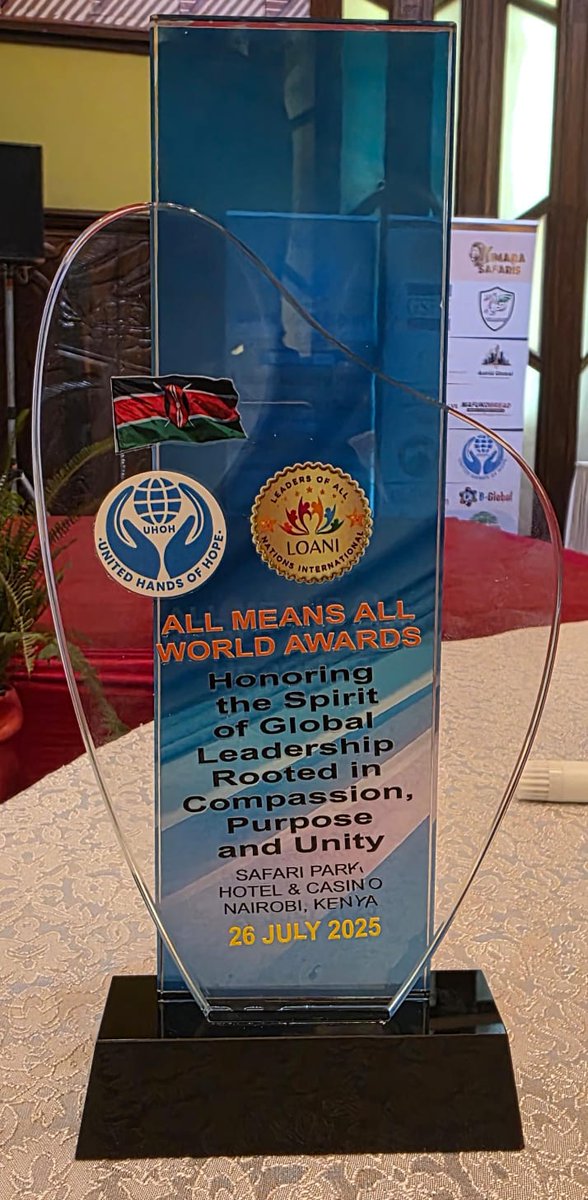 EphantusKim's tweet image. I am truly honored to receive this distinguished award, and I sincerely thank Leaders of all Nation International (LOANI) for this global recognition.
The award, conferred on me by His Highness Prince Y.M. Tengku Hishammuddin Zaizi of the esteemed Malaysian royal family, is a…