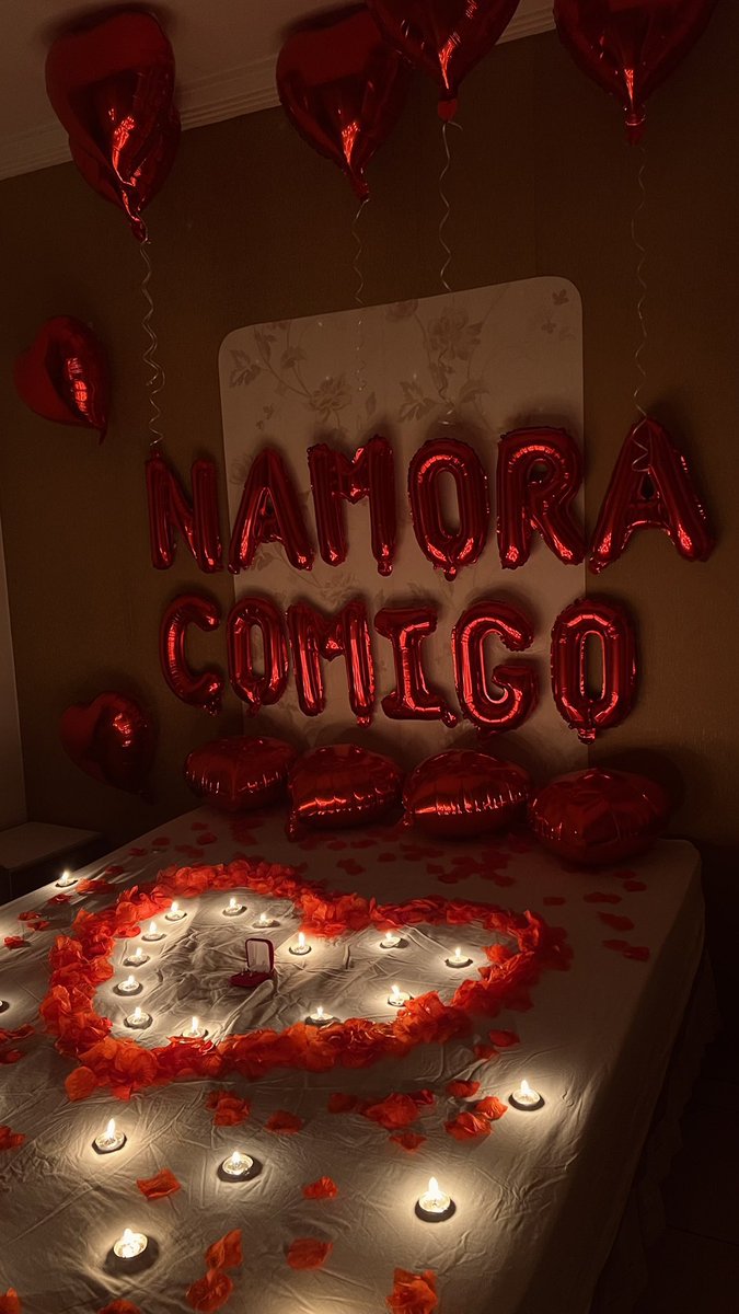 yasminswiift's tweet image. FUI PEDIDA EM NAMORO ESTOU CHORANDO ALGUEM ME DIZ QUE EH MENTIRA 😭😭😭