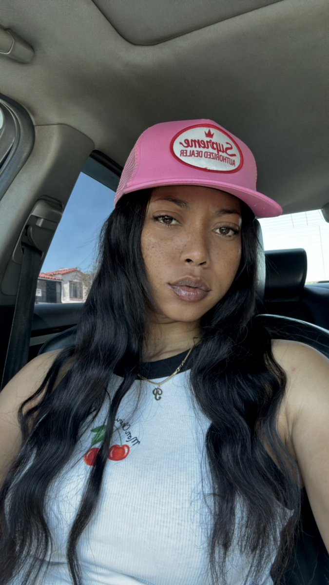 sznoftheczar's tweet image. I have a performance on the 31st for @maddielexa’s birthday! 💓 #pullup