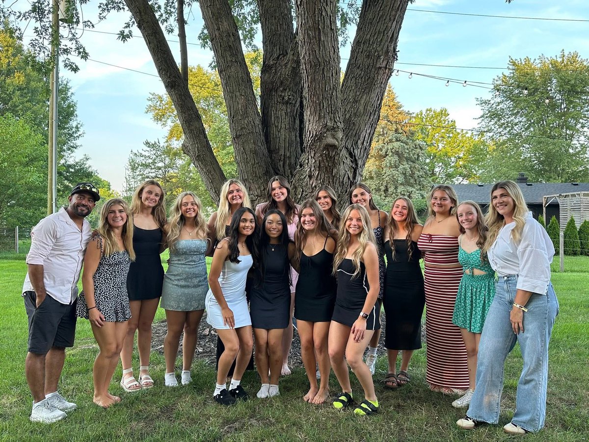 Fourteen players, all living within 30 miles of each other were able to compete on the big stage <a href="/thealliancefp/">The Alliance Fastpitch</a> Nationals at the Tier 1 level finishing just outside the Elite 8. To our seniors: <a href="/kyleesisco2025/">Kylee Sisco</a> <a href="/sammylehnherrsb/">Sammy Lehnherr</a> <a href="/KarinaChoi01/">Karina Choi</a> <a href="/Angelinav_27/">Angelina “Chiqui” Vazquez</a> I’ll miss you. 🖤💛