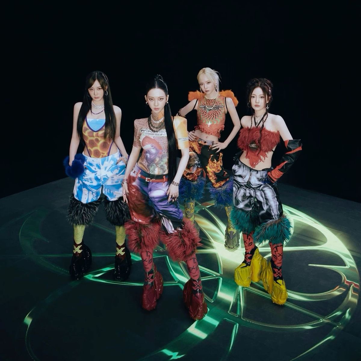 aespapopbase's tweet image. .@aespa_official “Supernova” has now surpassed 800M digital index points on Circle Digital Chart, becoming their 2nd song to achieve this milestone.