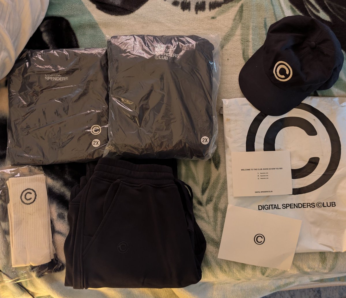 DaKindKid's tweet image. Massive shoutout to @Spenders_Club for the full fit care package 🙌🏽🔥
Appreciate the love!
Super Excited to rep and be a part of the community! Big things ahead. 💼 #SpendersClub