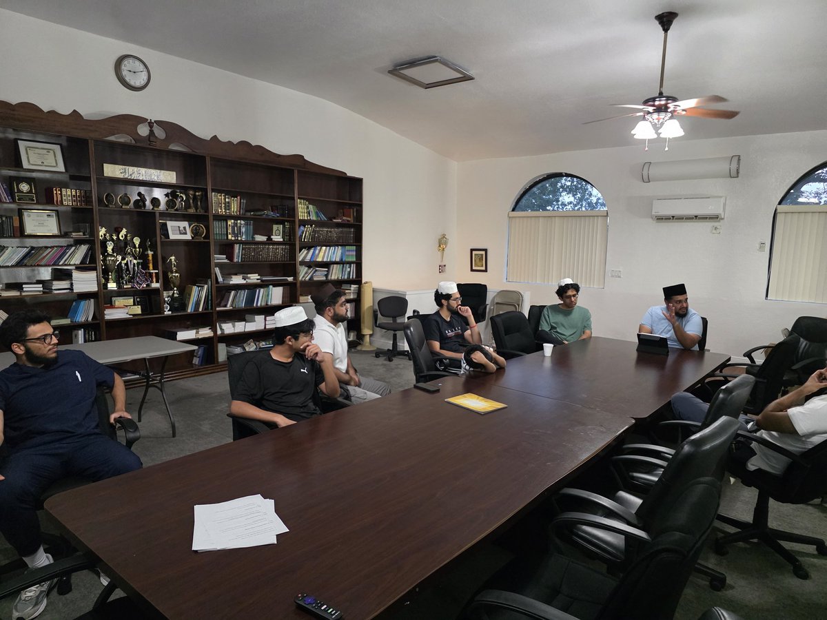 This week in our Salat and Brotherhood session at our mosque, our Khuddam discussed the causes of stress in our lives and the best practices to deal with any stress, reminding one another to always to turn to God first.

#MKAMiami
#Brotherhood