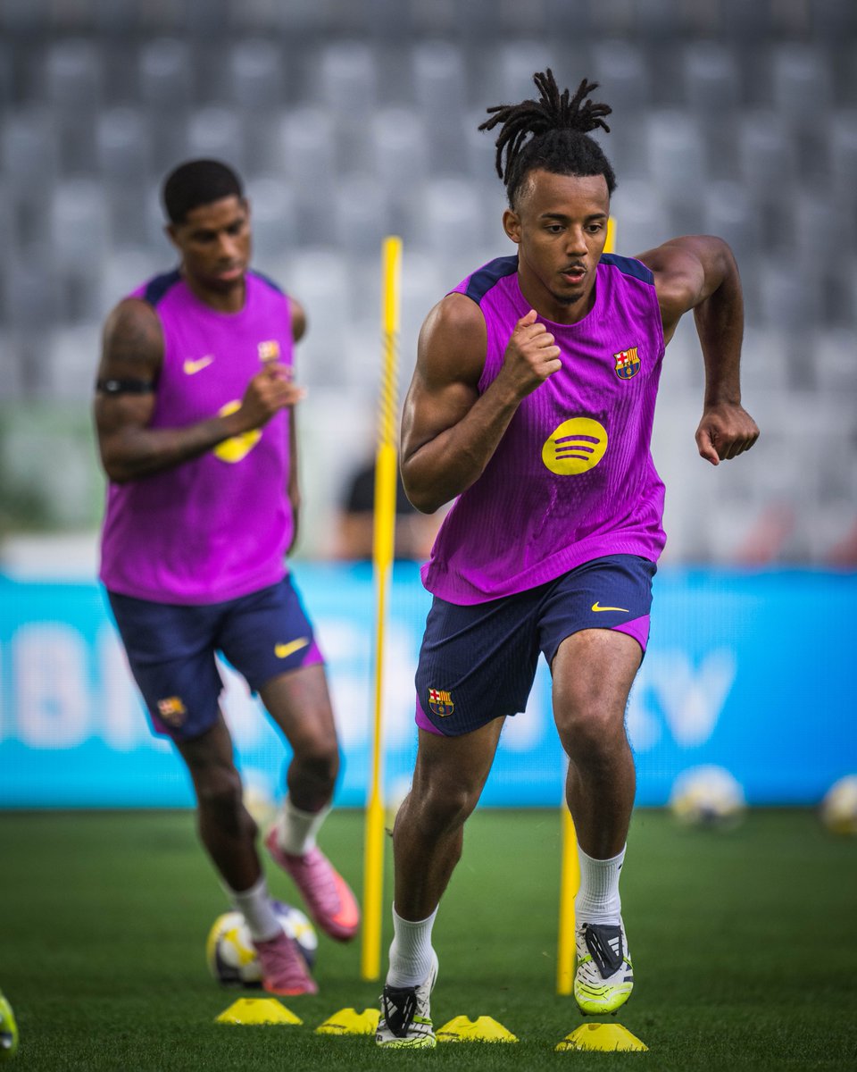 バルセロナ ジュール・クンデ 背番号23 正規品 NIKE Kounde | 選手