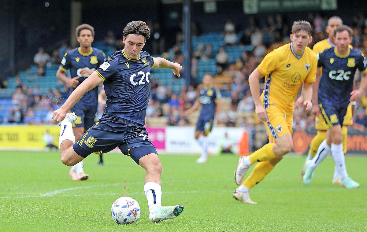 NickyHayesPhoto's tweet image. To view a selection of images from this afternoon's @SUFCRootsHall's 1-0 victory over @AFCWimbledon in a pre season friendly at Roots Hall visit nickyhayes.com @CJPhillips1982 Echo.