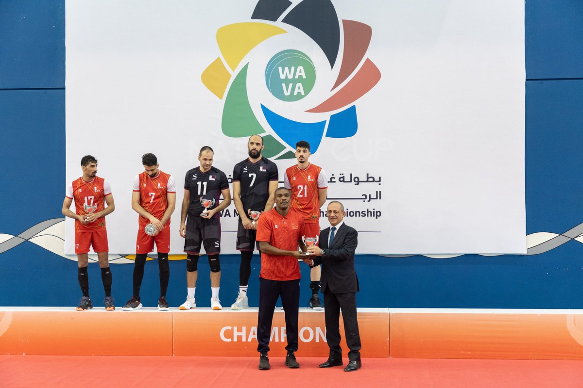 🎖️اختيار اللاعب إسماعيل الحيدي ضمن الفريق المثالي لبطولة غرب آسيا للمنتخبات بصفته أفضل لاعب في مركز ( 2 )