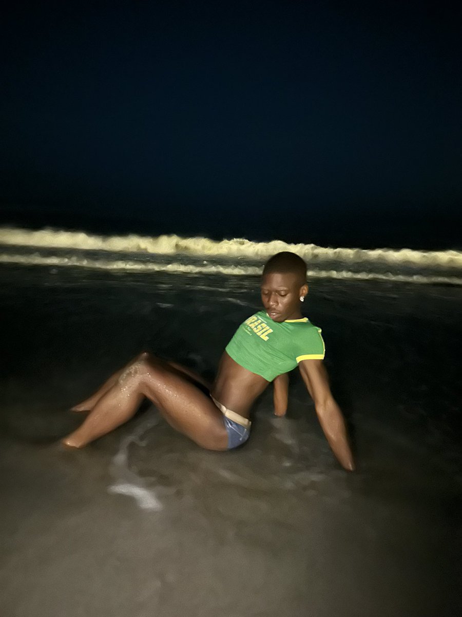 DiorSharpe's tweet image. I can’t even swim