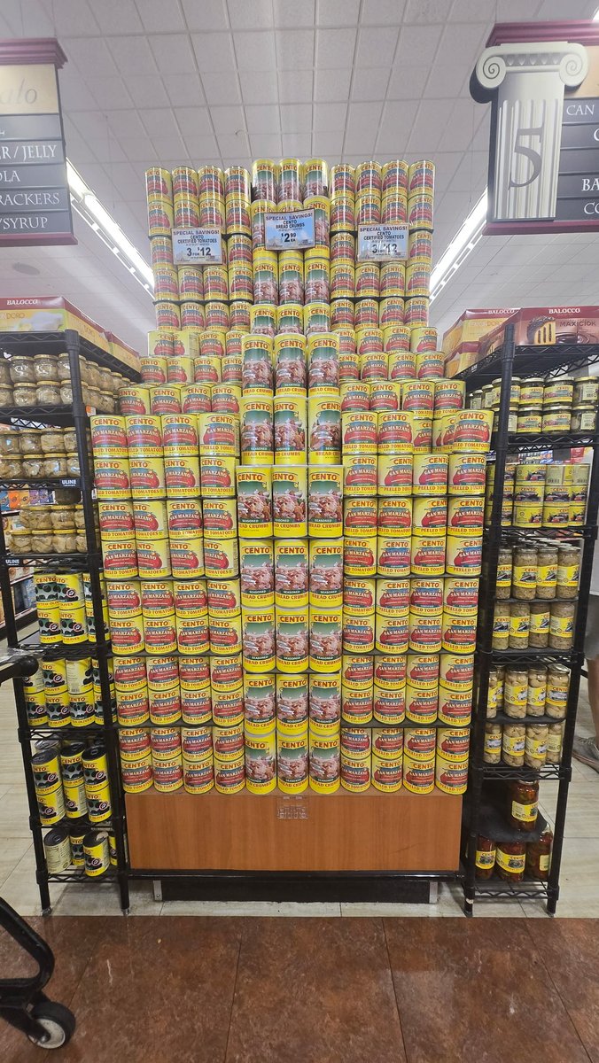 pomara_matt's tweet image. I heard angels singing! "Is this heaven?" No it's the Cento aisle at Uncle Joe's
@CentoFineFoods
@kellypomara