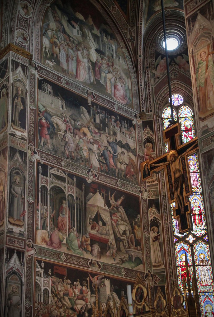 GothicChurches's tweet image. Agnolo Gaddi’s Legend of the True Cross in Santa Croce, Florence - a late 1300s fresco cycle bursting with narrative detail.
Dozens of figures, layers of action, and gold accents that still catch light.
Zoom in on this one.
There’s a whole world in the details.
📷Kotomi_