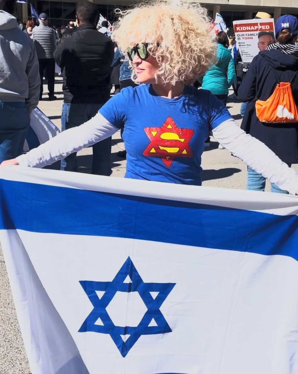 ๐๏ธ David Lange (@israellycool) on Twitter photo When @RogerWaters and <a href="/EnglerYves/">Yves Engler</a> launched their obsessive smear campaign against Jewish advocate
<a href="/DahliaKurtz/">dahlia kurtz โก๏ธ ืืืื ืงืืจืฅ</a>, they maybe didn't expect a courtroom to be their next stage. But thatโs exactly where theyโre headed. 1/2. When @RogerWaters and <a href="/EnglerYves/">Yves Engler</a> launched their obsessive smear campaign against Jewish advocate
<a href="/DahliaKurtz/">dahlia kurtz โก๏ธ ืืืื ืงืืจืฅ</a>, they maybe didn't expect a courtroom to be their next stage. But thatโs exactly where theyโre headed. 1/2.