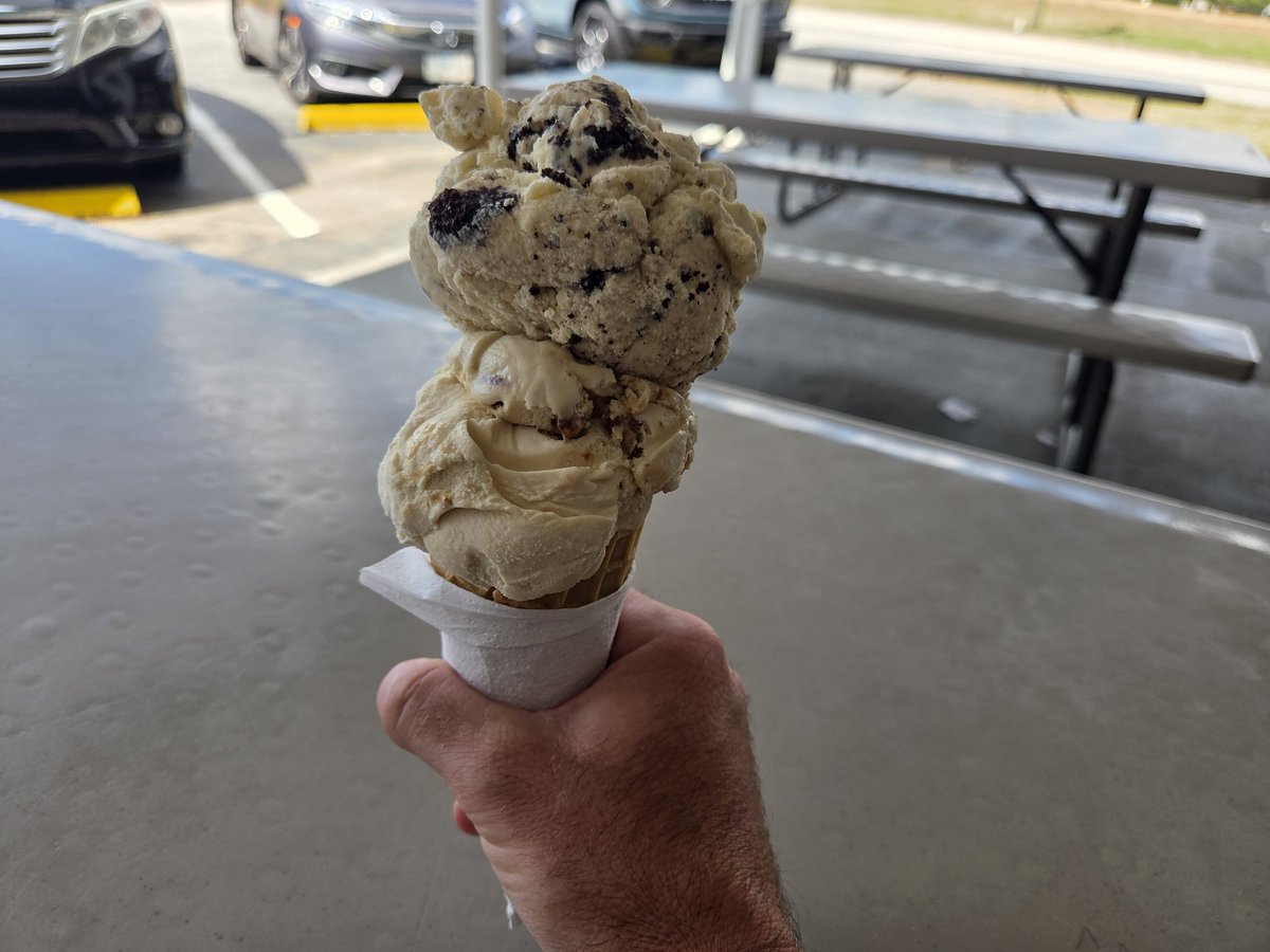 _TheBBQBarn's tweet image. Calories don&apos;t count when it&apos;s 100+ outside