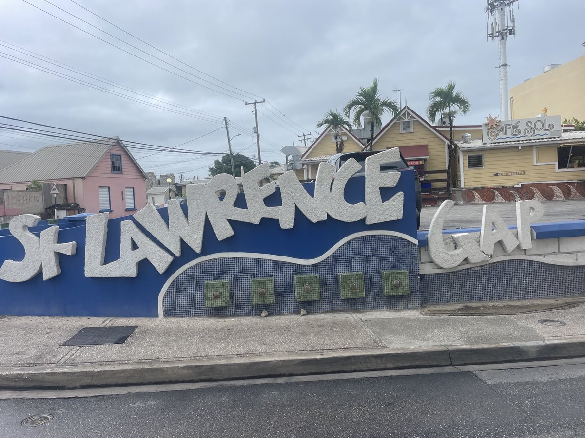 DAOSPEDept's tweet image. We finished the trip off today by having a chill morning at the hotel followed by lunch at St Lawrence Gap. We are now safely at the airport and are through security!🌴