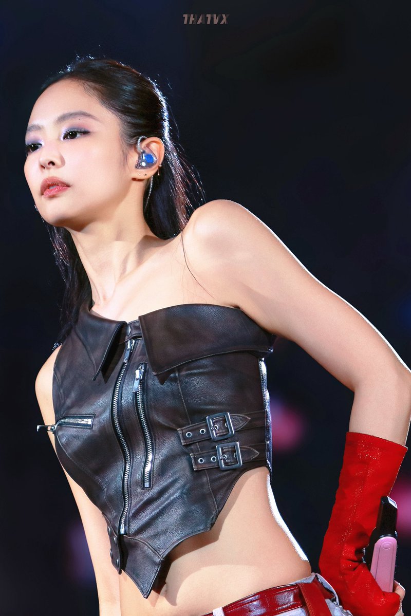 thatvvxxx's tweet image. 250723
DEADLINE TOUR in Toronto
#JENNIE #제니
#DEADLINEinToronto_JENNIE
#BLACKPINK_DEADLINE @oddatelier #oddatelier @BLACKPINK #BLACKPINK
#블랙핑크