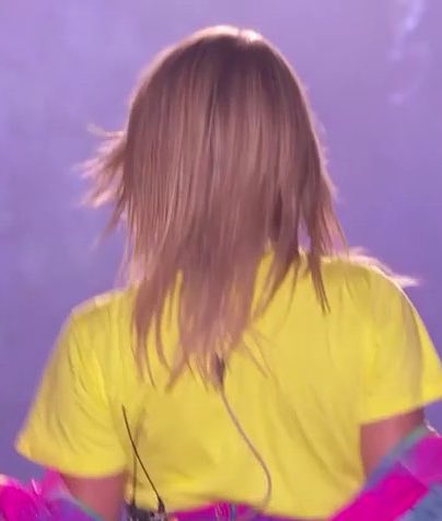 swiftacervo's tweet image. UM CABELO É UM CABELO !