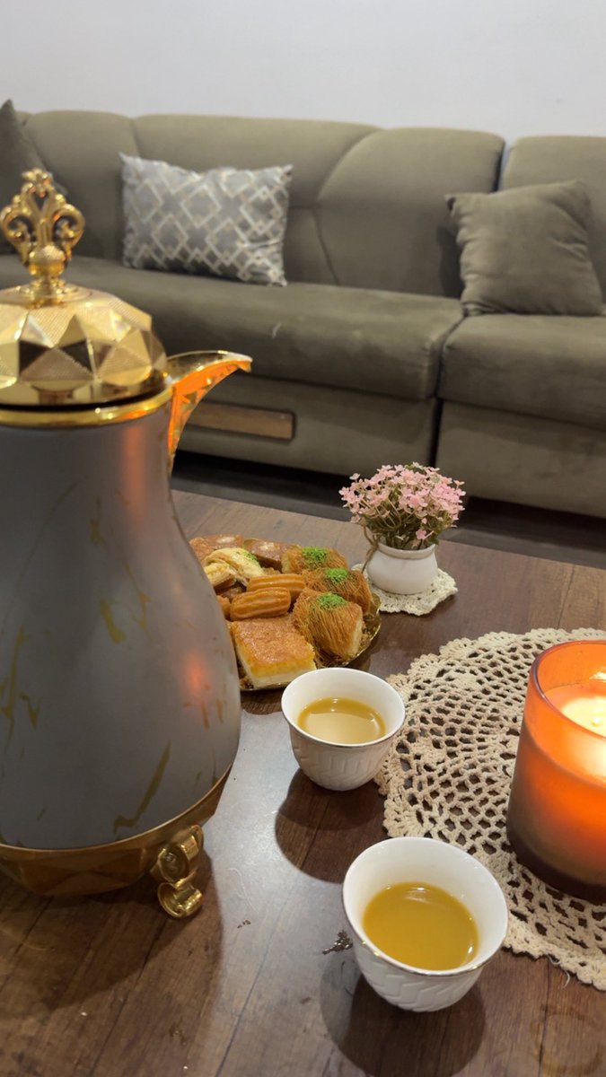 dr26_211's tweet image. Fav person coming to your home 🍓🍰
يوم كله دفىء