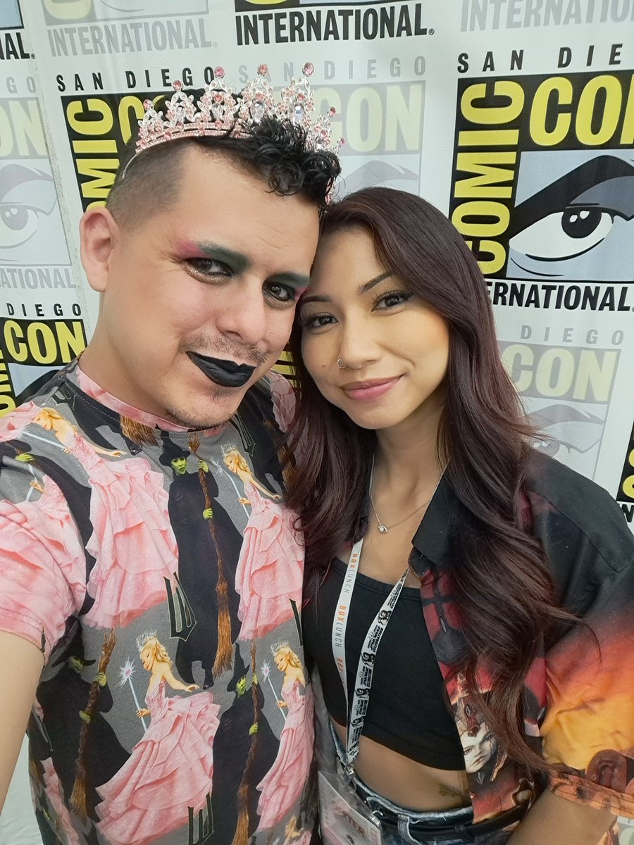 ChillyBoyYT's tweet image. Feeling Wicked at SDCC Day 4!
#SDCC #SDCC2025 #SDCC25 #Wicked