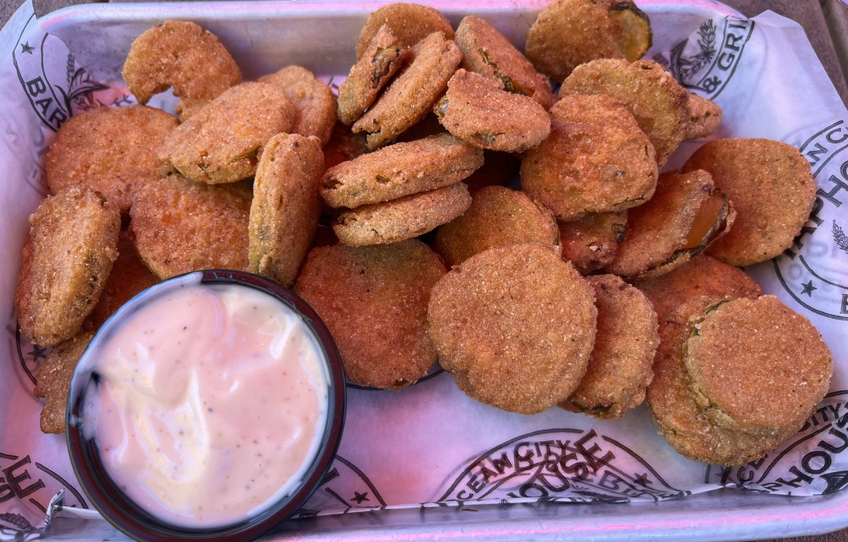 MrsPete23's tweet image. I spy my little eye on mounds of cheese and crab!! Plus, some good pickles too!! #Foodie