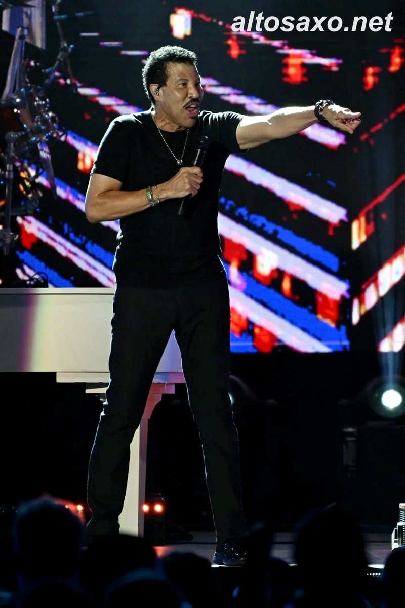 AltosaxoMusic's tweet image. Lionel Richie performs at Plaza de Toros de La Condomina in Murcia, Spain on July 23, 2025.
ALTOSAXO Music Apparel
altosaxo.net