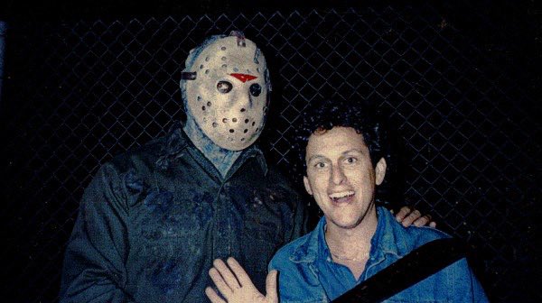F13ARCHIVIST's tweet image. #BehindTheScenes photos *CIRCA SRING ‘86* of C. J. Graham as #JasonVoorhees with film editor Bruce Green on the set of #FridayThe13th Part VI – Jason Lives (1986)
#HorrorCommunity #HorrorMovies #1980s #horror