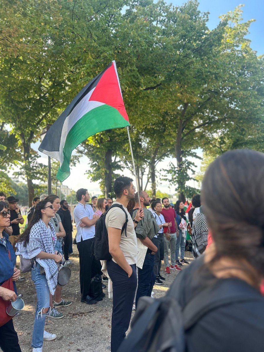 CoordinationCLS's tweet image. Aux côtés d’ @urgence_pal en soutien au peuple Palestinien en lutte contre le génocide
Paris, Invalides, 25/07/2025
#freegaza #freepalestine #gazastarving #stopgenocide