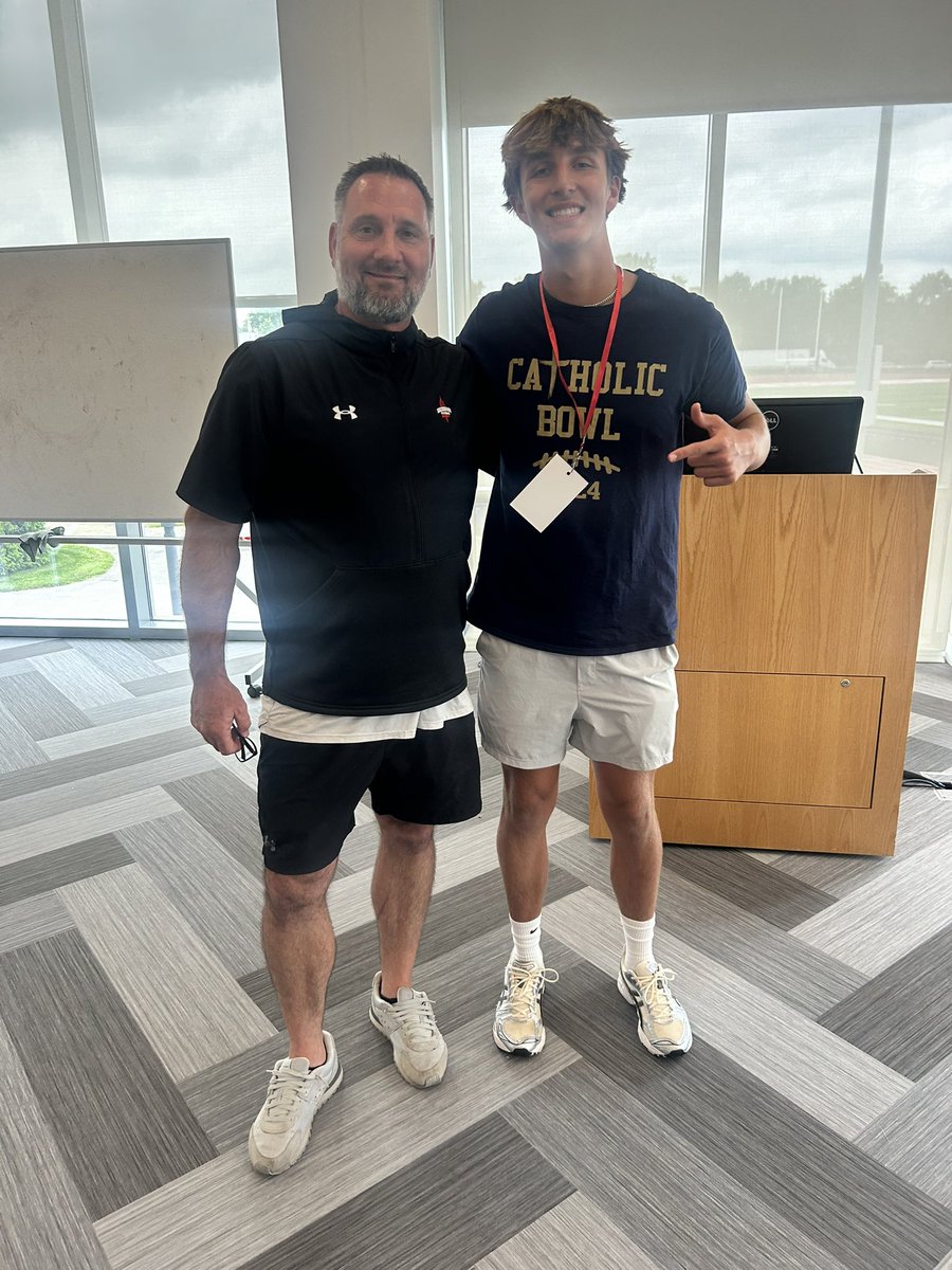ridgetaylorfb's tweet image. Blessed to receive an offer from @DCRedDevilFB! Thank you to @Coach_PGraham for helping me through this process.
I had a great time on my Official Visit and I'm looking forward to being back for a game!
@CoachFordyce_DC @CoachPadalino57 @CoachProvenzano @coach_knapp…