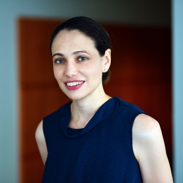 BCMCME's tweet image. Colon cancer and treatment— what still works?
@milenasuarez @AtifIqbalMD @ShaliniMakawita and Dr. Vani Potluri blend experience with evidence-based updates.
💡 Real insight for real practice. Access course here: bit.ly/3IvXvEt
Moderated by Dr. Rehman Sheikh-- don’t…