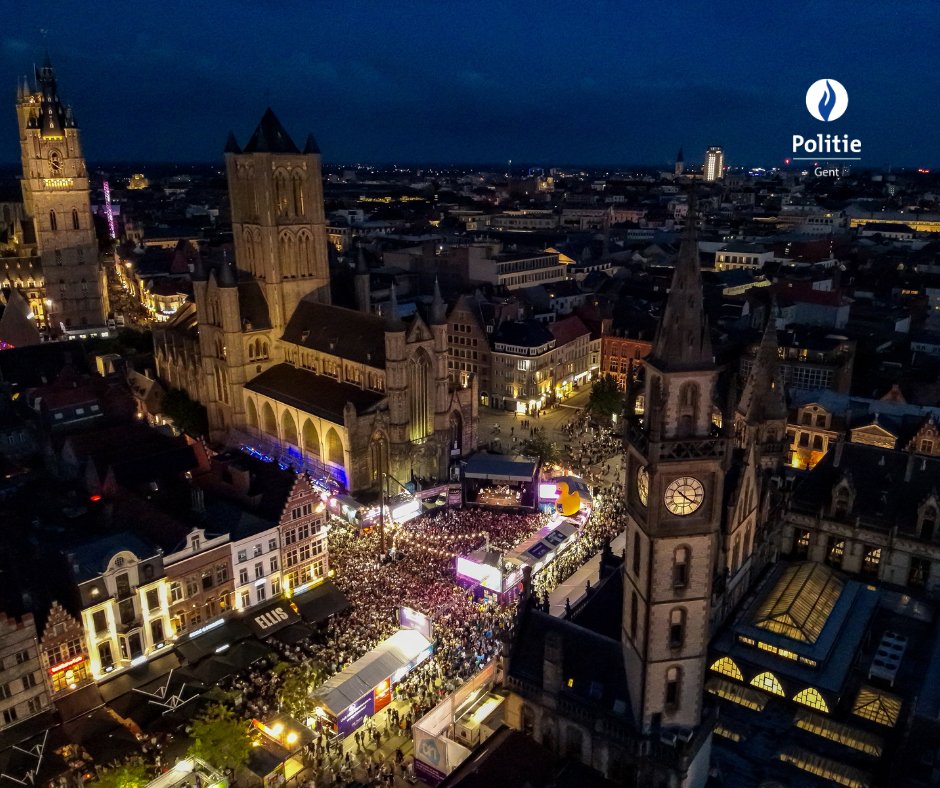 GentseFlikken's tweet photo. Onze drones vliegen over de Gentse feestenzone en leggen de magie van de pleinen vast zoals je ze zelden ziet.
Gent bruist van bovenaf net zo hard als van dichtbij!

👇 Swipe mee over de daken en ontdek het feestgedruis in al zijn glorie. (2/2)
#GF25 #altijdnabij https://t.co/vGuQkxEDeE