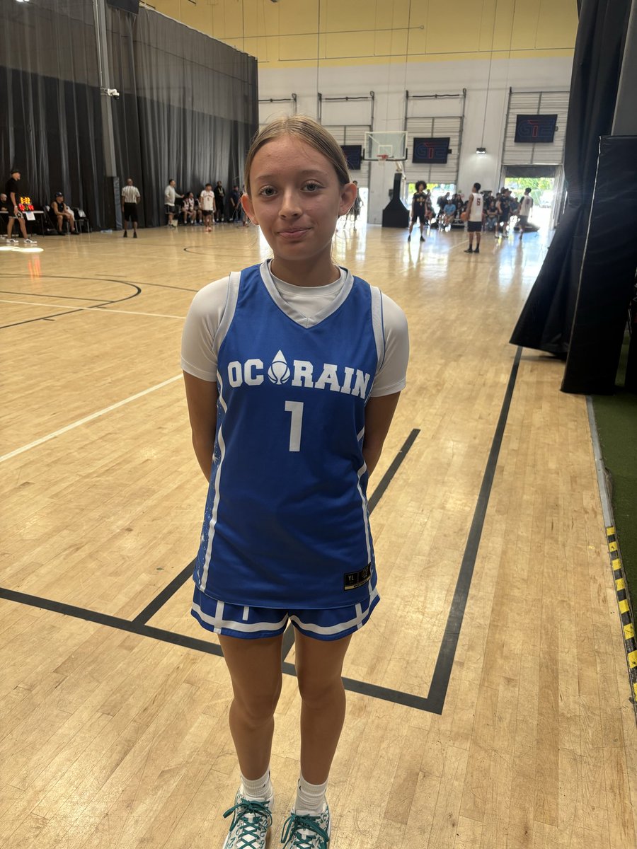 gteusabb's tweet image. Olivia Rojas
Costa Mesa HS
Class of 2028
@honestlyolivia__
￼
“Olivia has great ball control and vision of the floor. She is able to create for her shot, and knocks it down from the perimeter. Defensively is in the gaps constantly applying pressuring.

Coach Savannah 
@rainbbusa