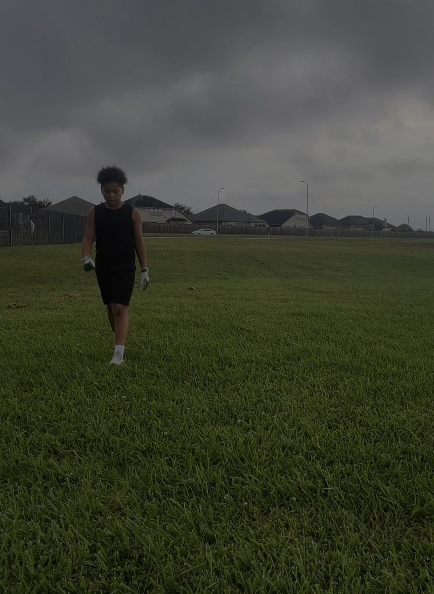 Almost that time again 🏈🎧 #LockedIn #fyp #footballislife #grind