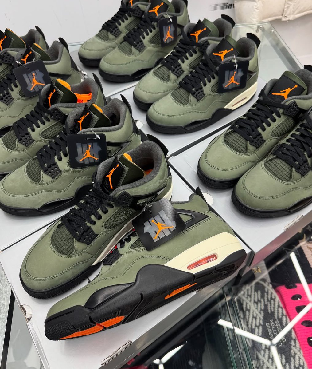 snipernick32's tweet image. ANYONE GOING FOR THESE?