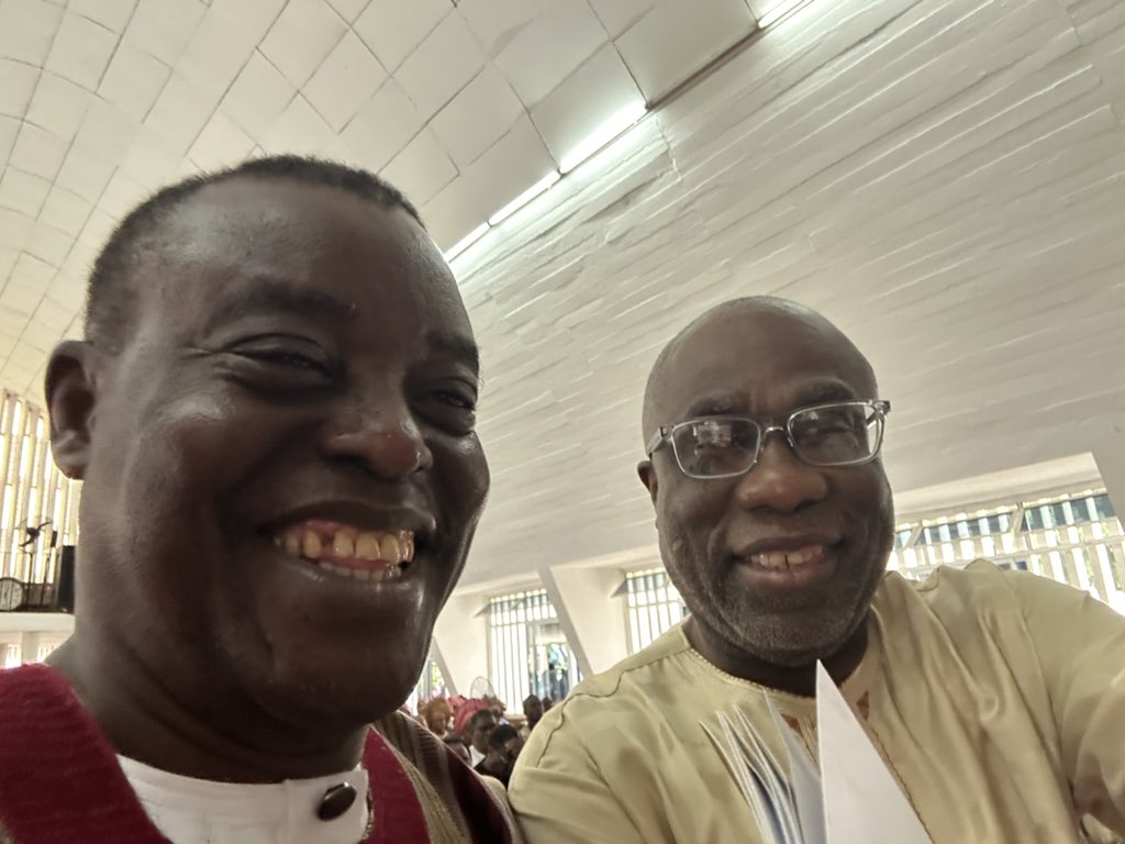 ikhide's tweet image. University of Ibadan. July 26, 2025. One reason I came to Nigeria was to attend the wedding of Professor Eghosa Osaghae's daughter. Eghosa and I have been bosom buddies since 1974 when we were roommates and classmates at Edo College (H.Sc, 1974-1976).
My…