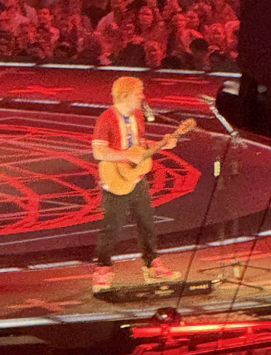 Ed joined in! (Obviously influenced by my commentary!!)