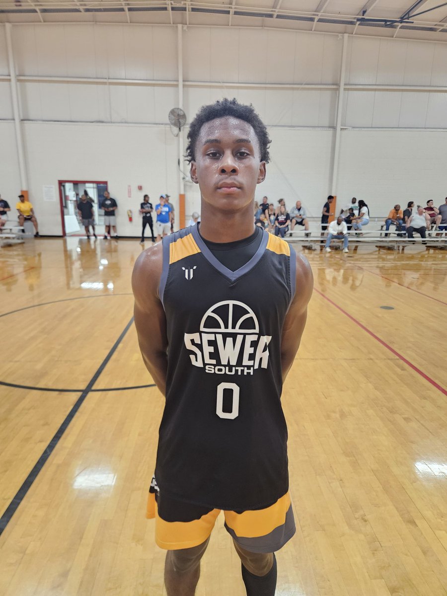 AA_SportsMedia's tweet image. 2028 | Kamari Kilgore | Kell HS
He was a formidable defensive presence and contributed 18 points to secure a team victory, consistently demonstrating his commitment and competitive spirit every weekend.
