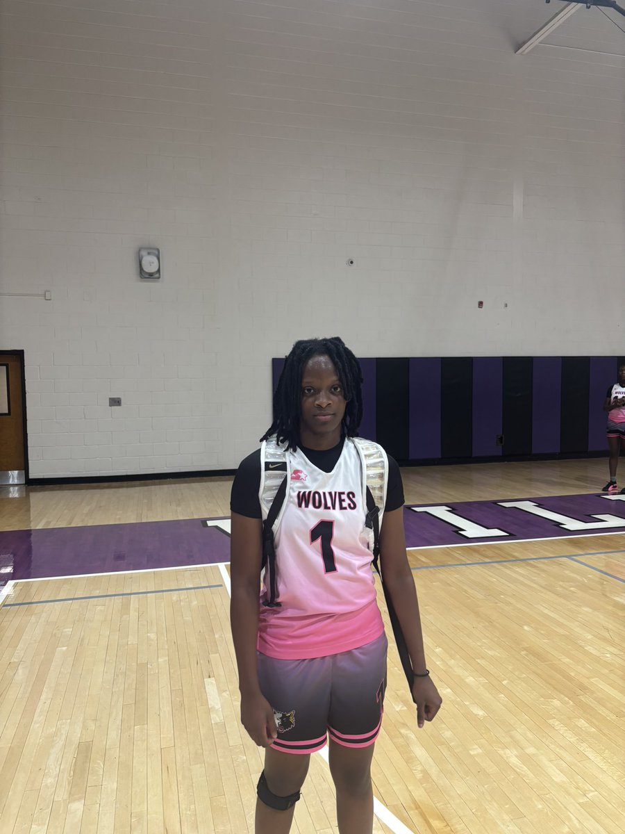 Relevant_PRO's tweet image. Jade Kitchens is a floor general who knows how to control the tempo of a game.
Never in a rush and never getting spead up, Kitchens allows the game to come to her and is always looking to get her teammates involved in the offense.
#TheEncore
#FinalShow