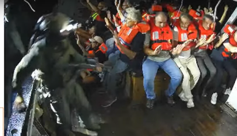 ImperialDork's tweet image. Israeli soldier boarding the Freedom Flotilla ship Handala, I tuned in 5 minutes ago and this just happened in that time