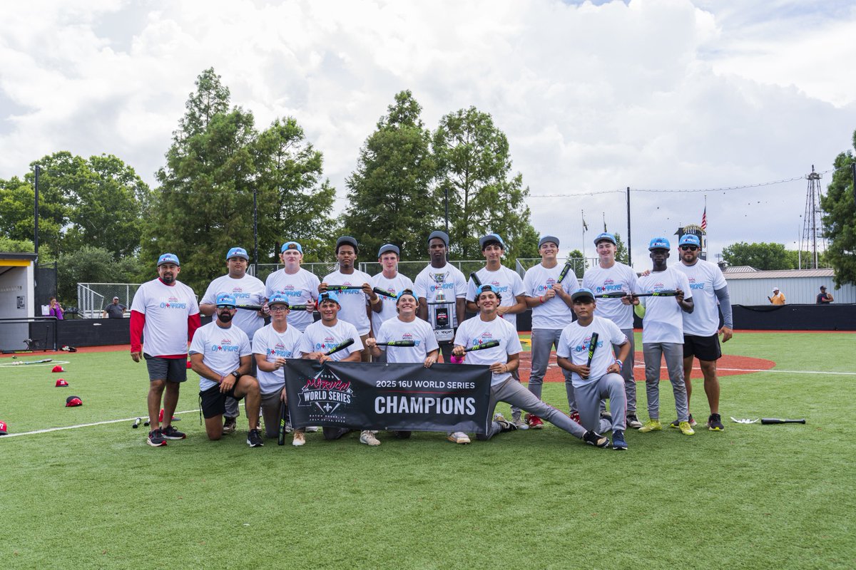 MarucciSports's tweet image. Your 2025 Marucci World Series Champions! 🏆

14U Marucci Elite Texas Venable
15U Marucci Elite Texas McDaniel
16U Marucci Elite Texas Rodriguez
17U Knights Knation National