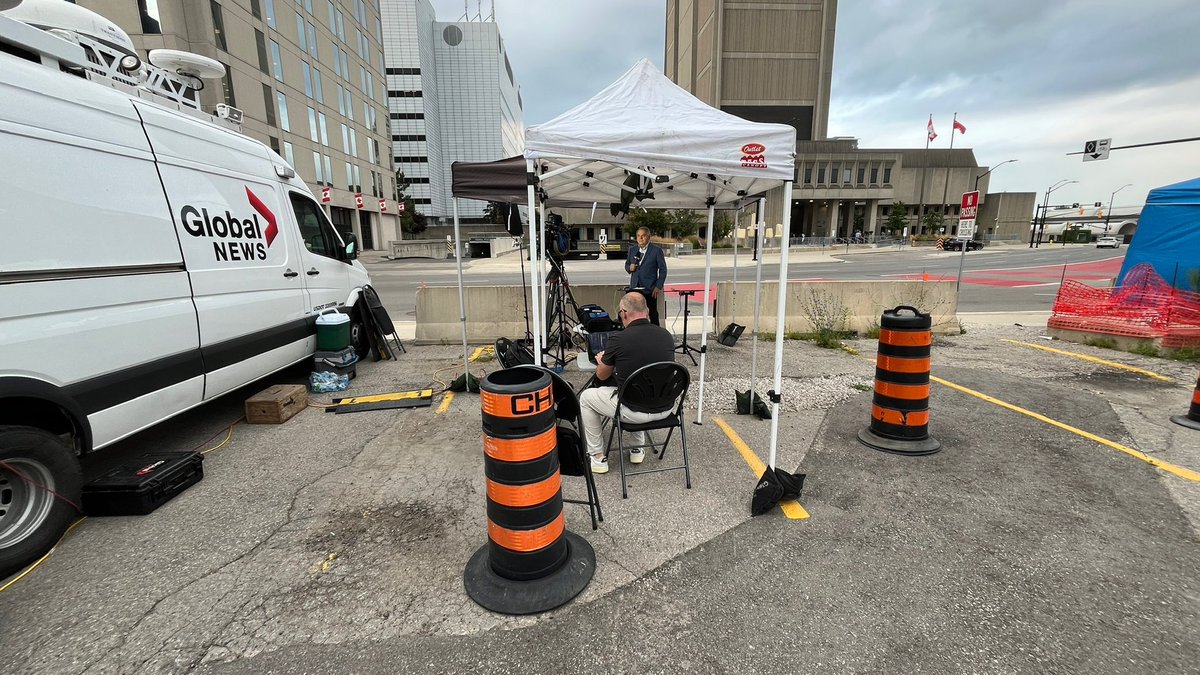 Grateful to Global News cameraman/supervisor Chris Dunseith and our mighty crew of 10 covering a big story in London this week in the extreme heat. Thanks to my fellow professional journalists/broadcasters/managers for their dedication to story-telling and ongoing coverage