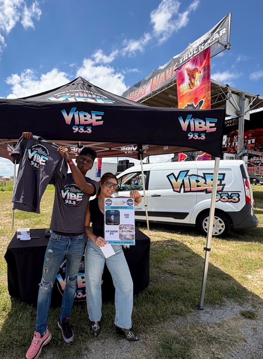 snupedaniel's tweet image. Texas Heatwave day two @Vibe933