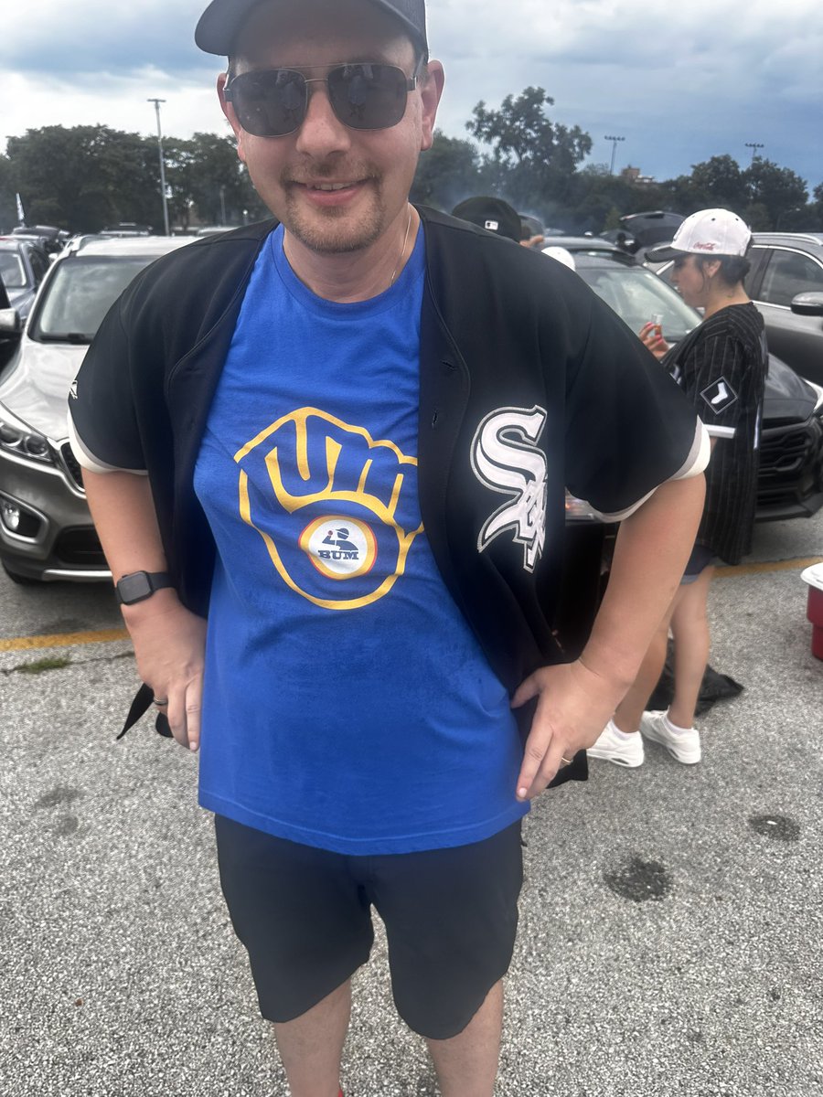 SetupManBrian's tweet image. What literal cubs hate looks like