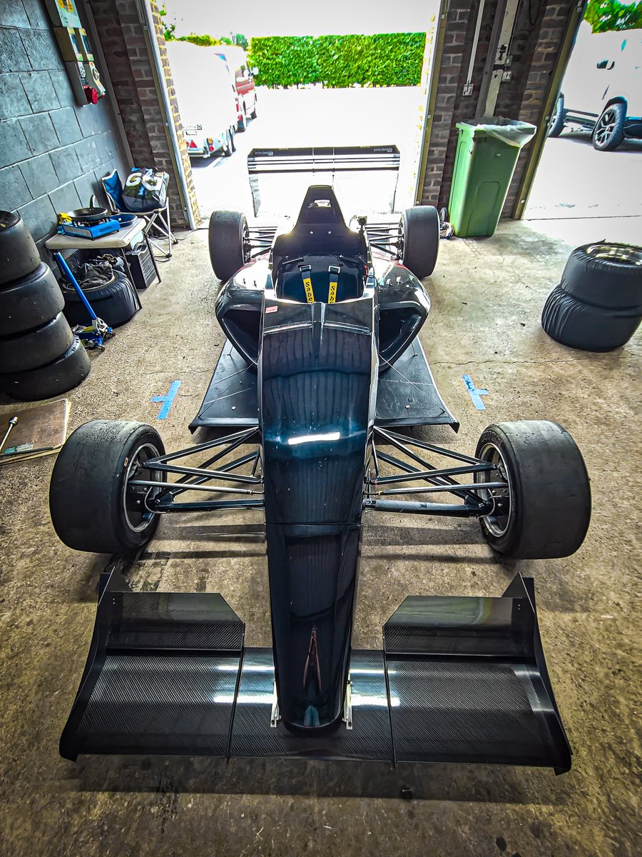 zetecinsidecom's tweet image. It&apos;s a real shame this track isn&apos;t used for MSUK sprint&apos;s anymore. Javelin is the only way now to enjoy what has to be one of the best venues in the UK. @ourmotorsportuk 
#croftcircuit