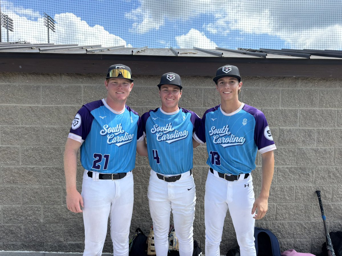 GColemanLHS27's tweet image. Had such a fun experience at the @prepbaseball Future Games! Thank you to @PrepBaseball_SC for giving me this opportunity! The hype is real! @BaseballLex @BlacksmithsBase @bhucks17 @BanksFaulkner11 #PBFG25