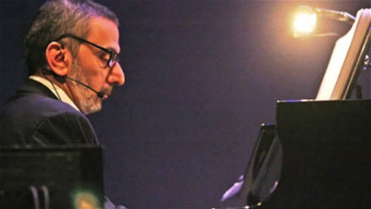Hanine09's tweet image. “You cannot build a country while Israel is at your door. You cannot achieve justice and freedom while they make you choose between your security and your dignity.”
Ziad Rahbani
Rest in Peace giant.