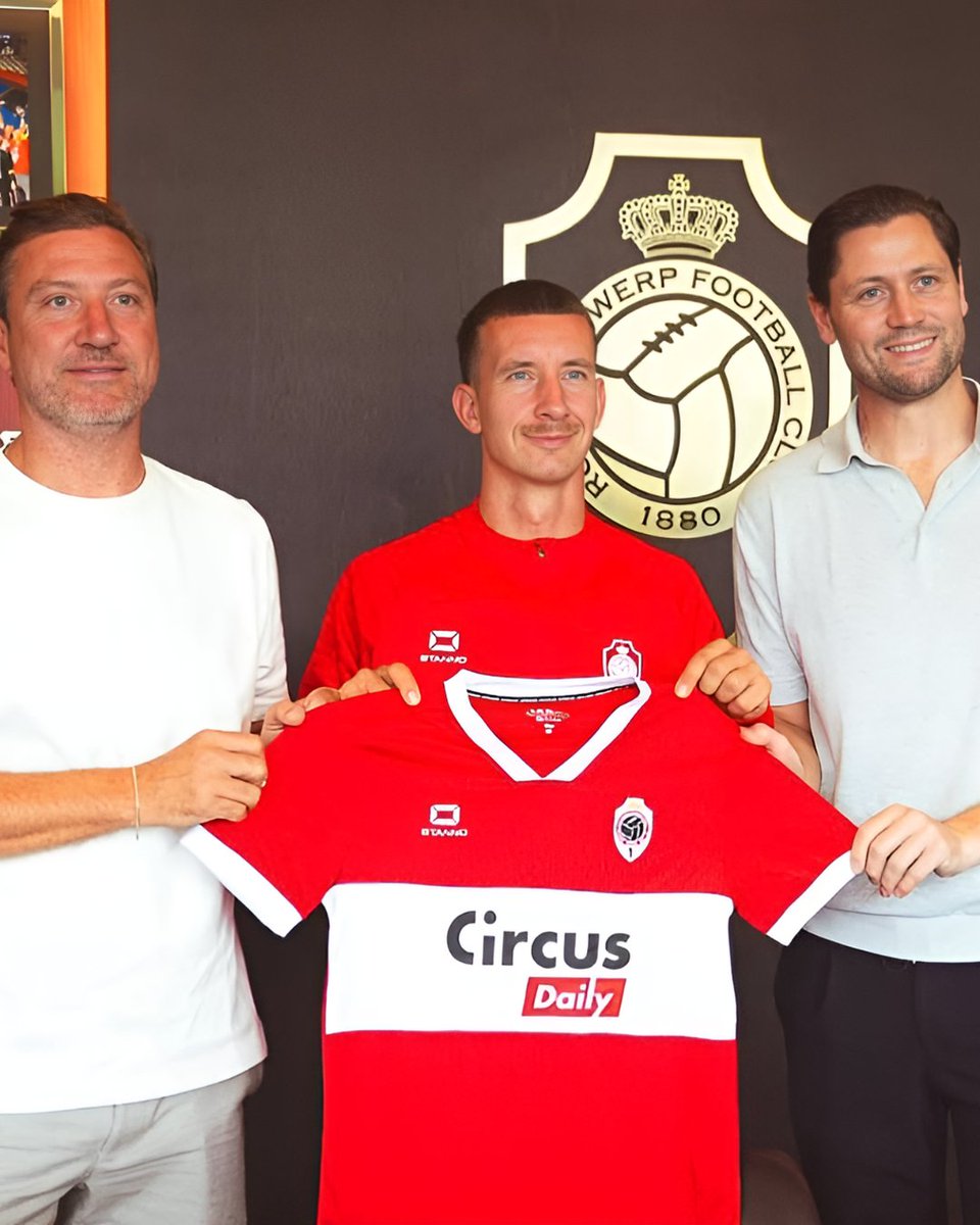 🇳🇱 Glenn Bijl confirmed as a new Royal Antwerp player.

💼 Deal done by his agents Steinar Dietz (left) and  Bas Schothorst (right) of Essel Sports Management.

📸Essel Sports Management