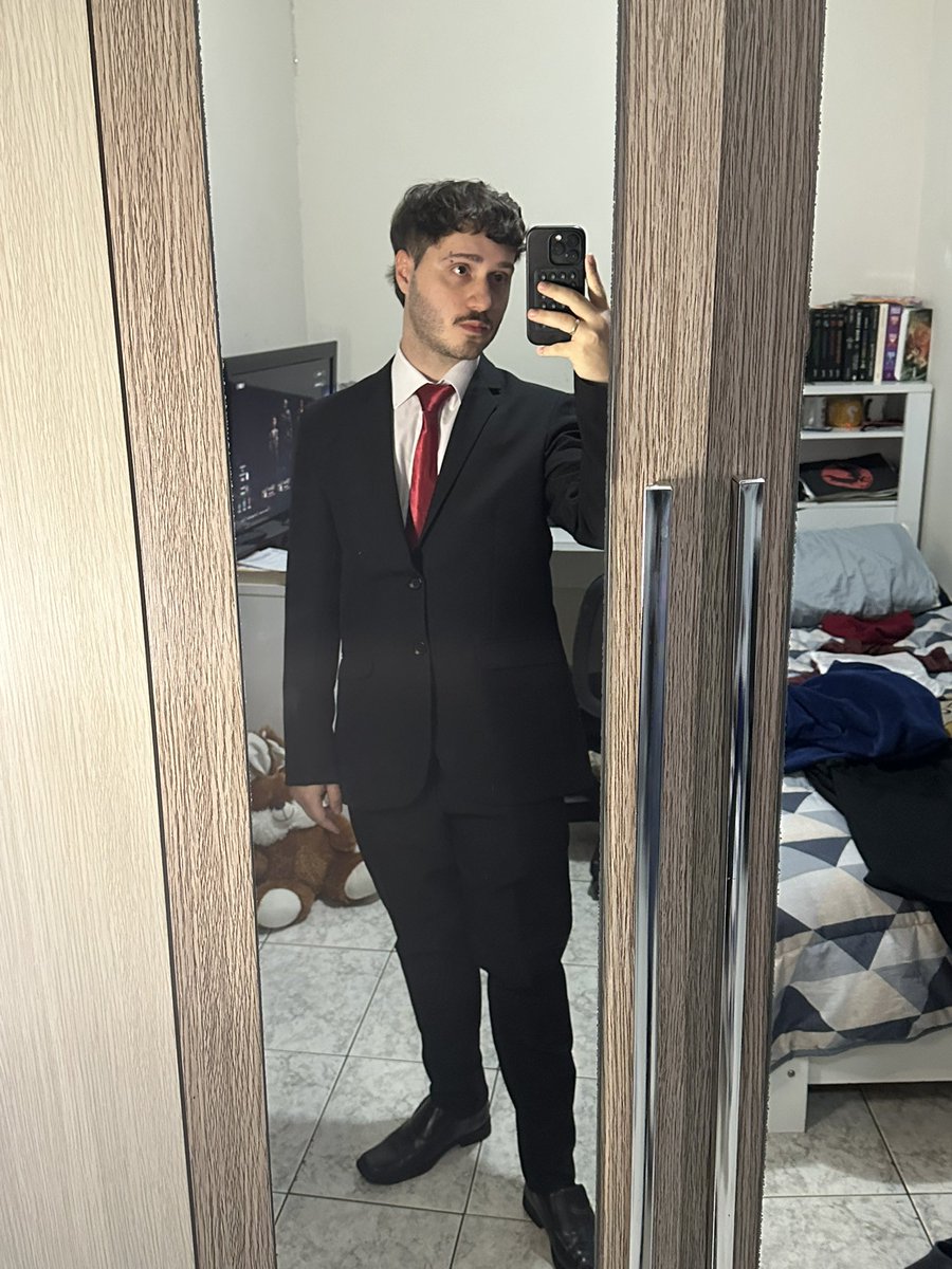 Indo ali ser padrinho de casamento